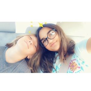 Meet your Posher, Amelie